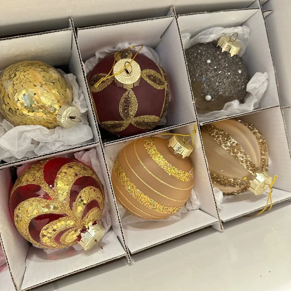 Winter Lane 20 Piece Glass Christmas Ornament Set Red Gold Champagne Glitter Box